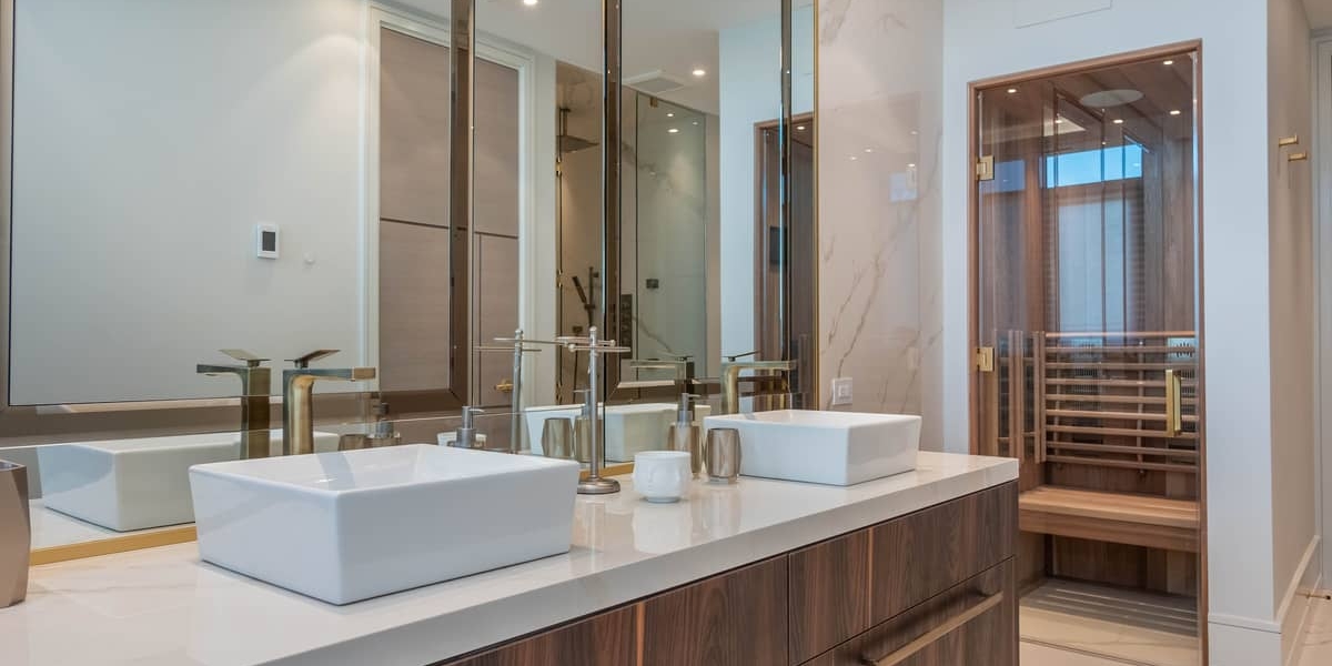 Laminam Calacatta Oro Venato Lucidato Master Ensuite Porcelain Bathroom Vanity