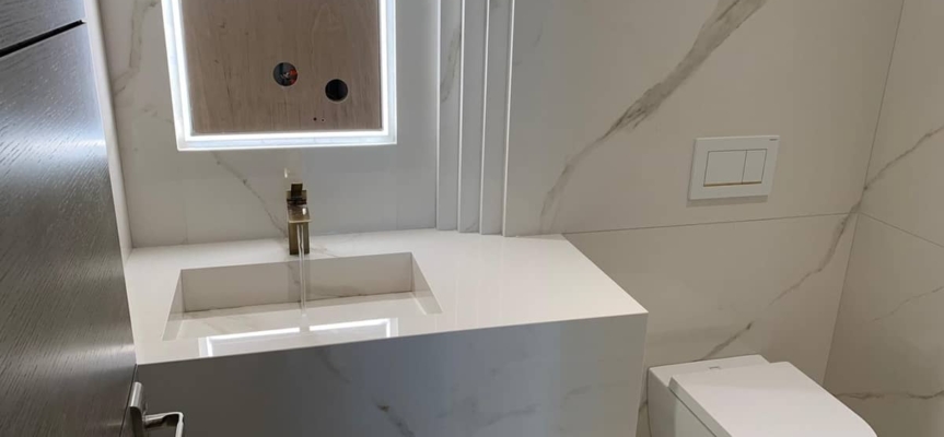 Laminam Calacatta Oro Venato Polished Porcelain Bathroom